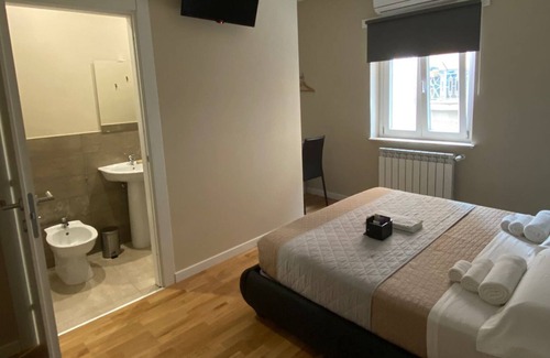 Frosinone Bed & Breakfast | Your B&B at the center of your commitments - 5 min from the Municipal Villa