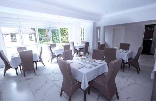 Greater Johannesburg Metropolitan Area House | Your country home in the heart of Sandton