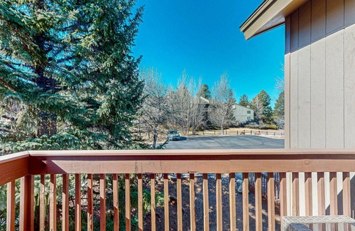 Flagstaff Condo | Your Cozy Flagstaff Retreat: Mountain Views, Family Comfort, and Adventure Await