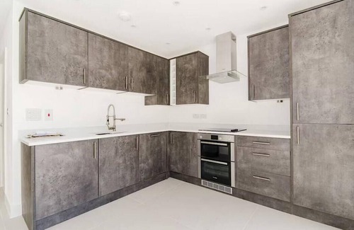 Walpole House | Your Home Away from Home in the Heart of Ealing