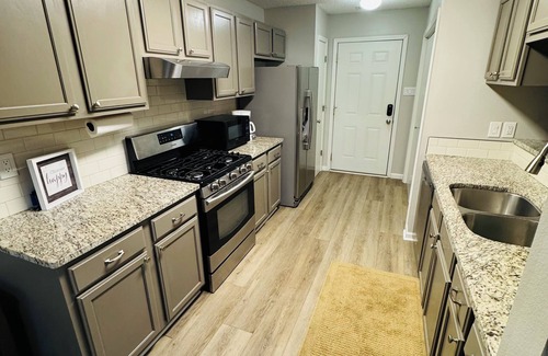 Bryant House | Your Home Away From Home in Bryant 3/2 Minutes From Everything