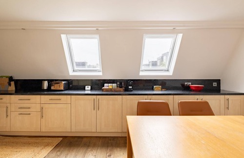 Wandsworth House | Your Home Away Newly Refurbished 3BR in Wandsworth