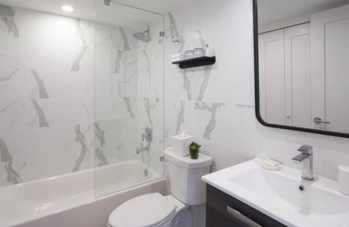 Hillsboro Beach House | Your Home Away From Home! Outdoor Pool, Pet-friendly Property, Near Beach