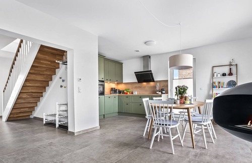 Busum House | Your home by the sea - luxurious, sauna, bioethanol stove, parking lot