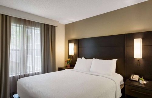 Mount Tabor Resort | Your Home Away From Home! Fully-equipped Kitchen, Free Breakfast, Pets Allowed!