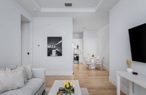 Old Naples Condo | Your idyllic Naples escape awaits.