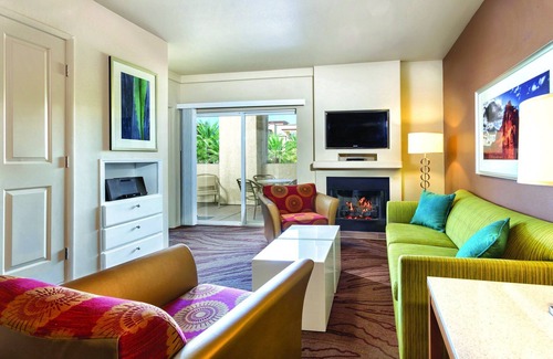 Enterprise Resort | Your loved ones will LOVE you for this!
