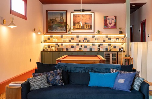 Bywater House | Your NOLA GROUP Getaway 5BR/3BA Bywater 1 Mi from French Qtr, Sleeps 10