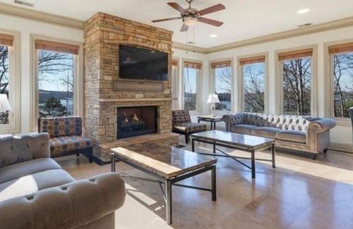 Gainesville Other | Your perfect home away from home with EVERYTHING for which one can ask.