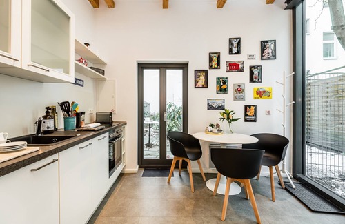 Prenzlauer Berg House | YOUR PRIVATE GARDEN TOWNHOUSE IN BERLIN PRENZLAUER MOUNTAIN