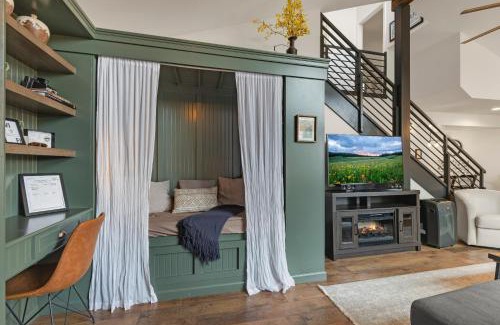 Flagstaff Villa | Your Second Home @ Country Club Stunning Views Family-Friendly Outdoor Bliss