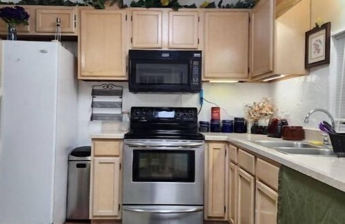 Pittman House | Your second home in florida