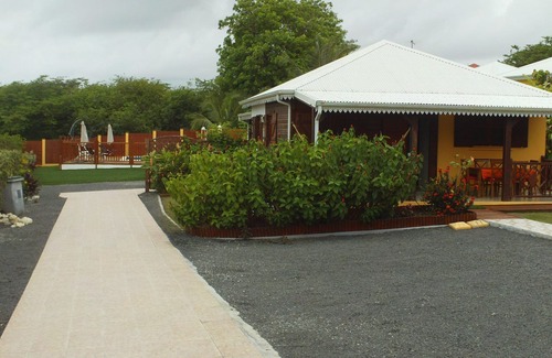 Saint-Francois Cottage | YOUR STAY IN SAFETY WITH BOUGAINVILLIERS GITES