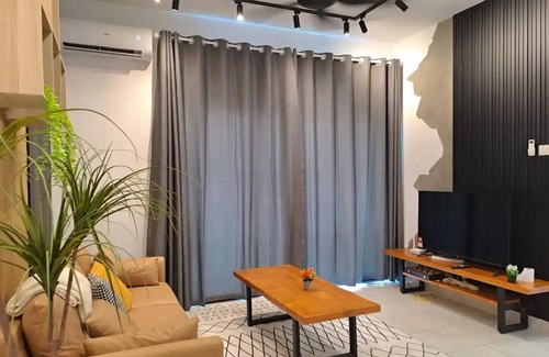 Nilai Apartment | Youth City Residence/2 Room/KLIA/Nilai/Pool