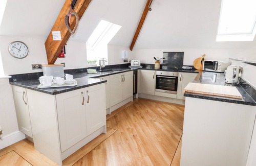 Brynrefail Cottage | Yr Hen Festri