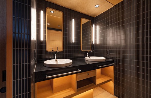 Karasuma Hotel | yugen kyoto shijo