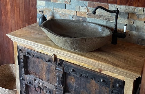 Currumbin Valley House | Yurts of Currumbin Valley