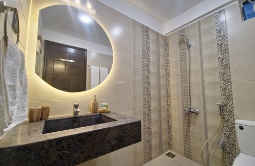 Karachi Apartment | Zaha Homes-Grand 3BR apt by SNL, Shaheed-e-Millat Road