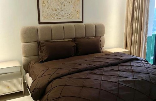 Lahore Apartment | Zameen Aurum Luxury Apartment Gulberg-3 Mirhaahomes-2