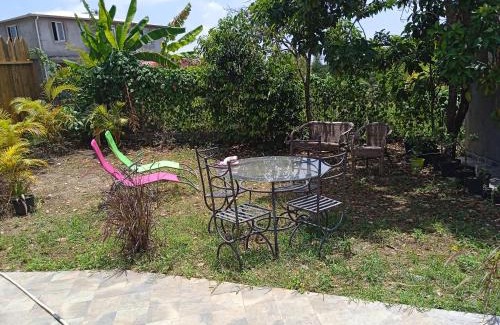 Sainte-Anne House | Zannanna delair