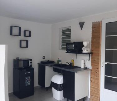 Sainte-Anne House | Zannanna delair