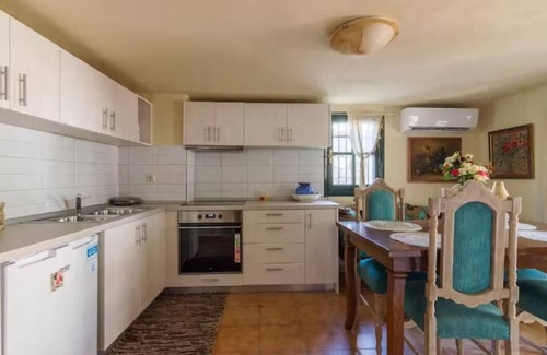 Zaros Condo | Zaros Philoxenia -Maera-