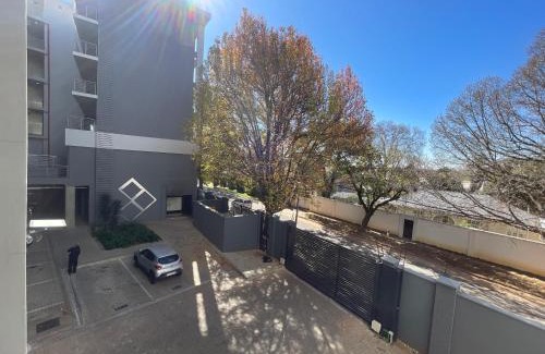 Greater Johannesburg Metropolitan Area Apartment | Zayna
