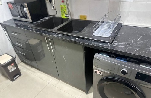 Labone Apartment | Zen 2BR in Labone, WiFi/DSTV