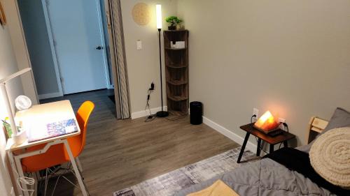 West Oakland House | Zen Den at Ciph Lab, Eco-Tech, Private Room, Direct BART Access to SF