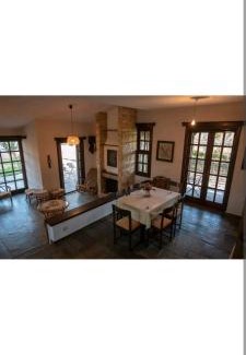 Ilida Villa | Zen Kourouta Villa