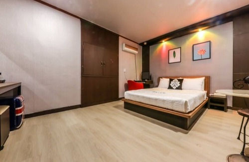 Nonsan Hotel | Zen Motel