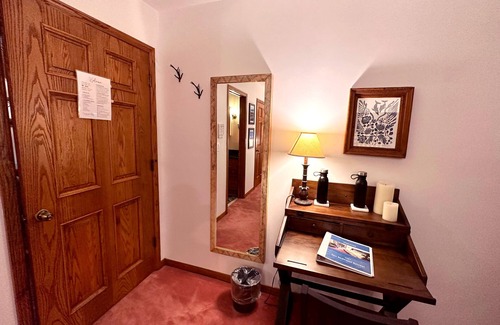 Santa Cruz House | Zen Redwood Santa Cruz Retreat