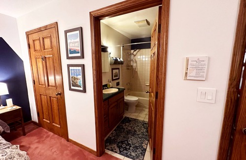 Santa Cruz House | Zen Redwood Santa Cruz Retreat