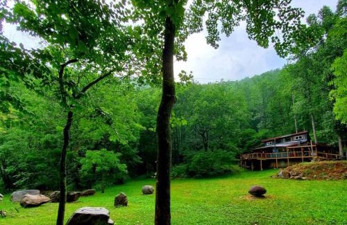 Stanardsville House | Zen River Retreat