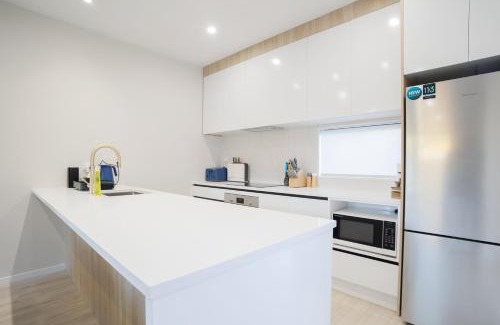 Botany Downs Villa | Zen Style 3 bedrooms near School, shop and Eateries