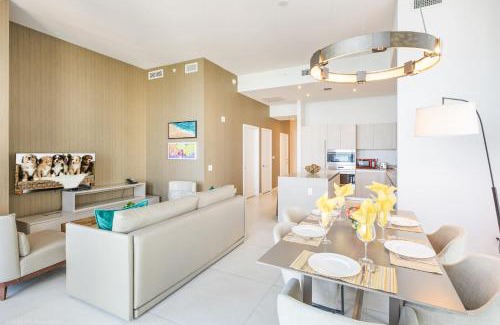 Hollywood South Central Beach Apartment | Zen Vacation Rentals Direct Ocean Front Low Floor