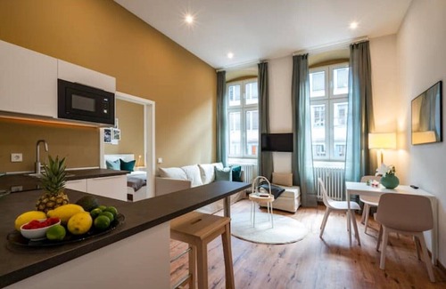 Nauwieser Viertel Apartment | Zentrales 40-qm-city-apartment für 4 Pers