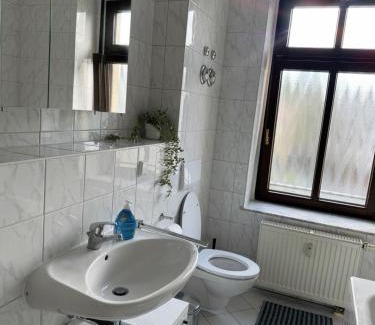 Chemnitz Apartment | Zentrum 2R, WiFi, 4P, modern, ruhig