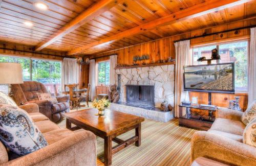 Zephyr Cove House | Zephyr Cove Cabin - Walk to Lake & Beach
