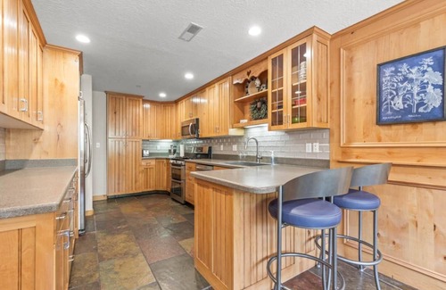 Midway House | Zermatt Luxury Chalet Sleeps 14!