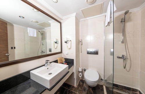 Kiris Hotel | Zeyda Kemer Hotel