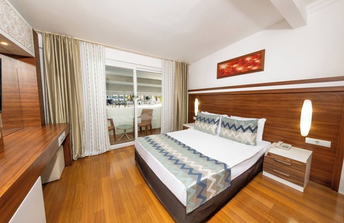 Kiris Hotel | Zeyda Kemer Hotel