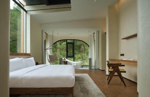 Wulingyuan Hotel | Zhangjiajie Juanjie Luxury Resorts-Provide free one-way airport pick-up service