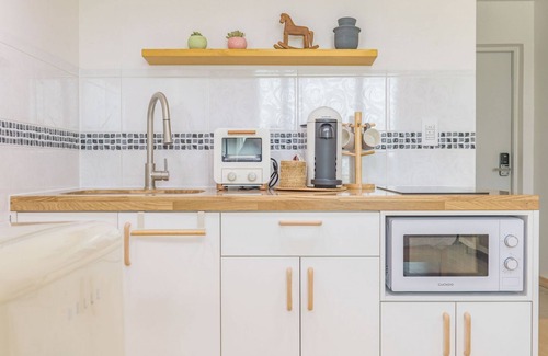 Yangyang Hotel | Zio Pinetree