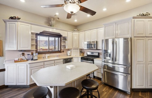 Hildale Cabin | Zion Cliff Lodge