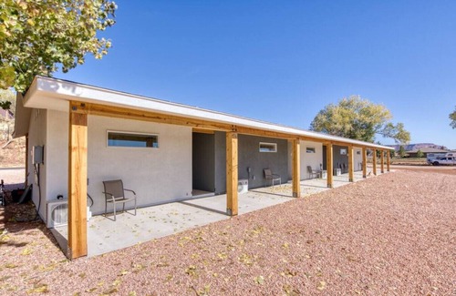 Kanab House | Zion's Shadow Suites #5