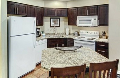 Pinetop Resort | Zip lining, mountain biking, water sports and much more!