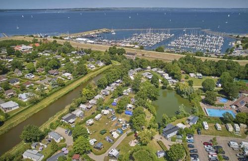 Brouwershaven Ski Chalet | Zomerzoet