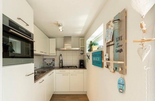 Renesse Villa | Zonnedorp 6 holiday villa with modern atmospheric decor