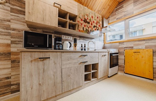 Brasov Apartment | Zoo Adjacent Summit Flat By Brasov BnB